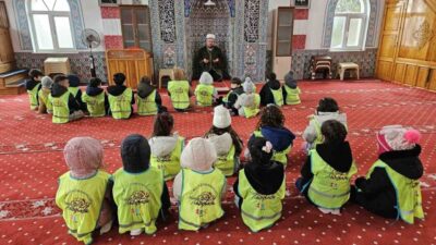 Kütahya’nın Tavşanlı ilçesinde faaliyet gösteren Handegül Anaokulu öğrencileri, Milli Eğitim