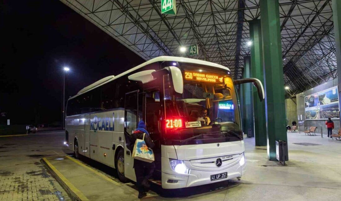 Kocaeli Büyükşehir Belediyesi tarafından İzmit-Sabiha Gökçen Havalimanı arasında yıllardır kesintisiz