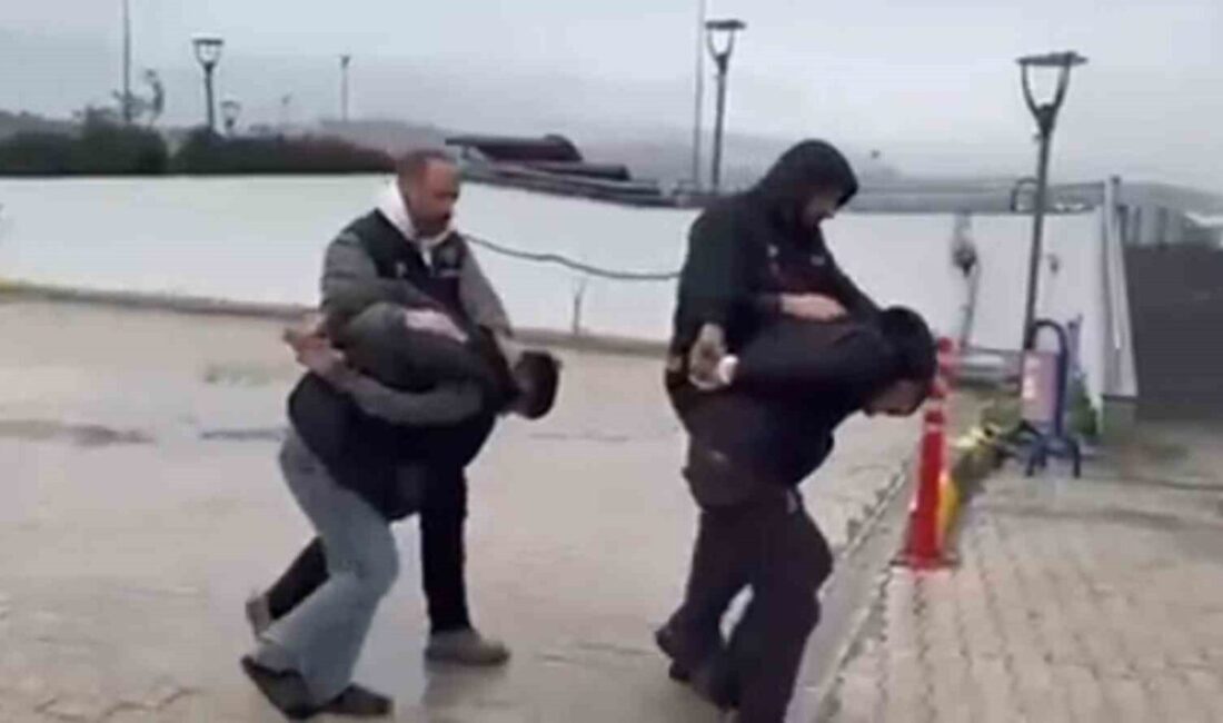 Hatay’ın Defne ve İskenderun ilçesinde, aranan şahıslara yönelik gerçekleştirilen çalışmalarda