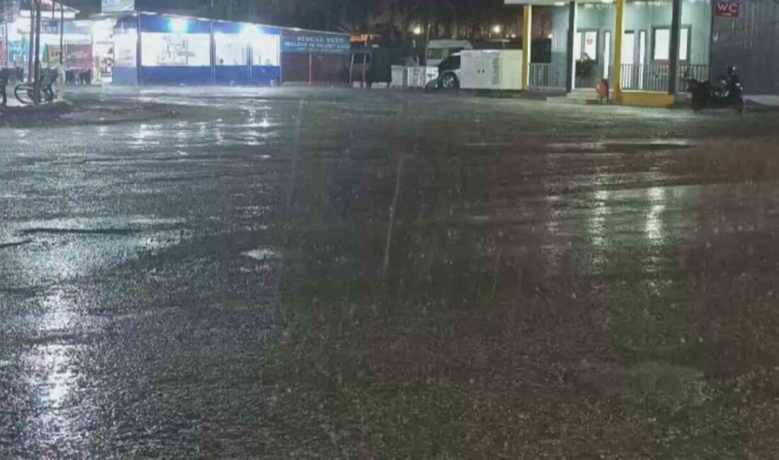 Hatay’da gece saatlerinde başlayan kuvvetli yağışın gün boyunca etkisini göstermesi