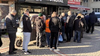 Tekirdağ’ın Hayrabolu ilçesinde Ramazan ayının vazgeçilmez lezzeti pide büyük ilgi