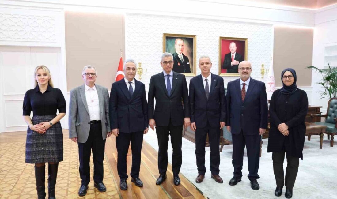 Hekimsen ve ALKON Konfederasyonu Genel Başkanı Uzm. Dr. Adil Kurban