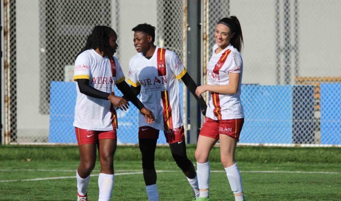 Auran Kayseri Kadın Futbol Kulübünün başarılı golcüsü Kafayat Atoke Başhıru