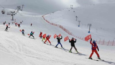Bingöl’de kış turizminin önemli merkezlerinden biri olan Hesarek Kayak Merkezi,