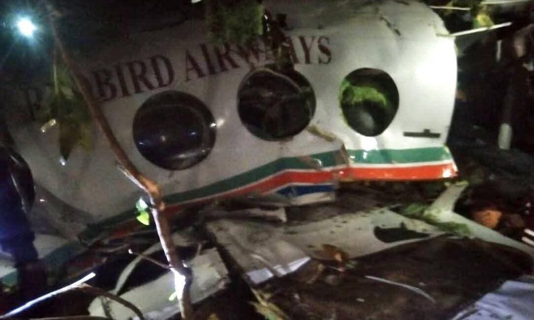 Hindistan’ın Jharkhand eyaletinde içerisinde 7 kişinin bulunduğu ambulans uçak düştü.