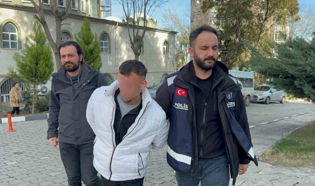 Samsun’da husumetlisinin bulunduğu araca tüfekle ateş açan şahıs, araç içindeki