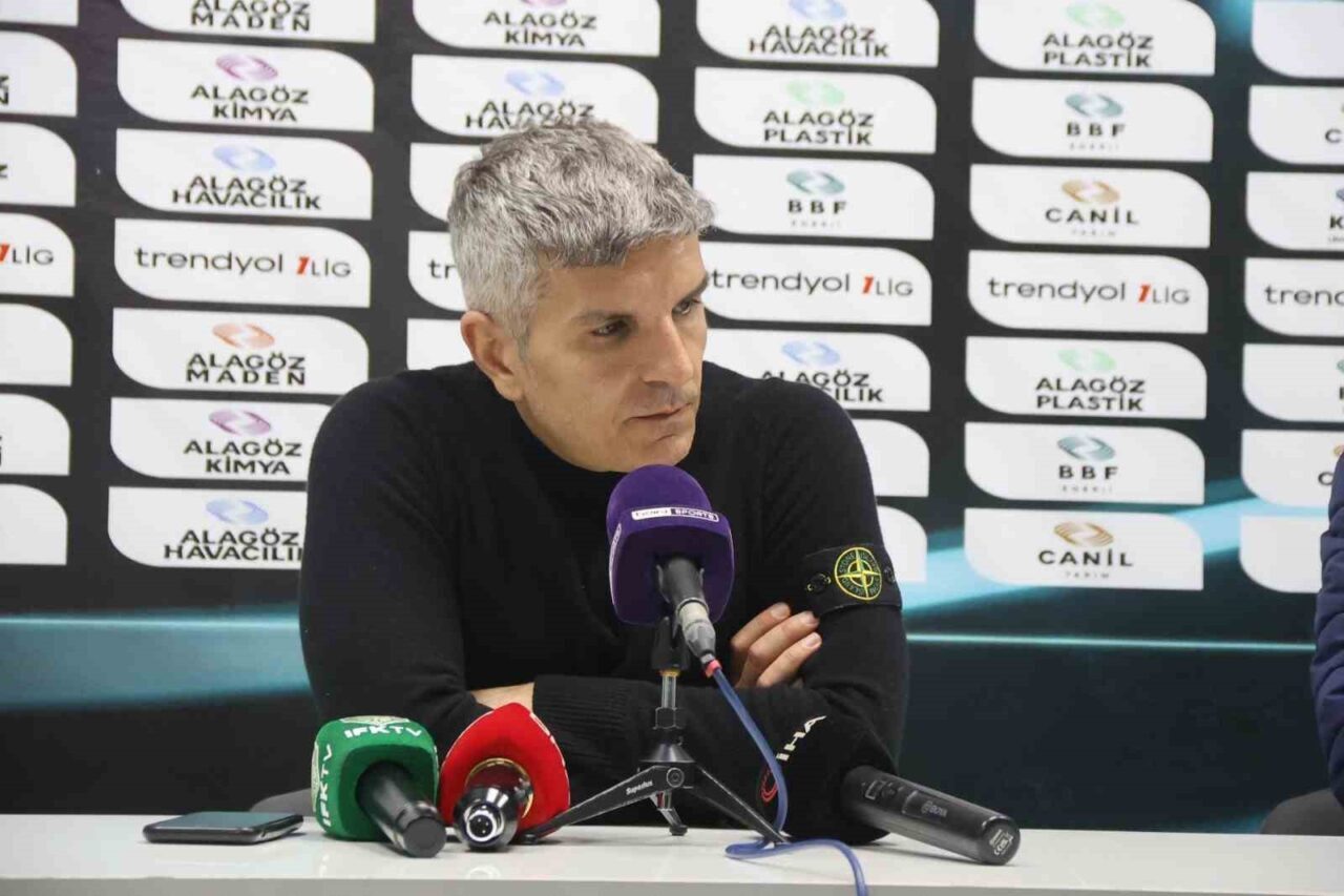 Trendyol 1. Lig’in 27. haftasında oynanan Iğdır Futbol Kulübü-Esenler Erokspor