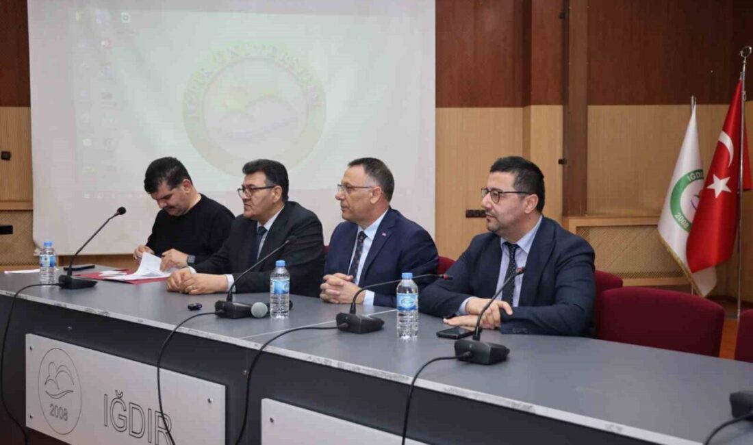 Iğdır Üniversitesi, şehirde faaliyet gösteren 100’ü aşkın sivil toplum kuruluşu