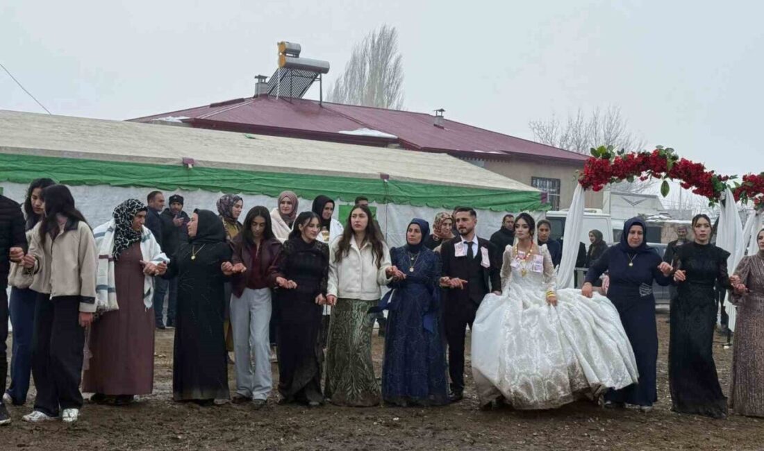 Iğdır’da uzun yıllardır devam eden bahçede düğün geleneği, zorlu kış