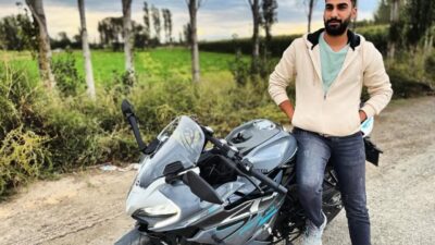 Iğdır-Tuzluca karayolunda meydana gelen trafik kazasında, önündeki motosiklete çarpmamak için
