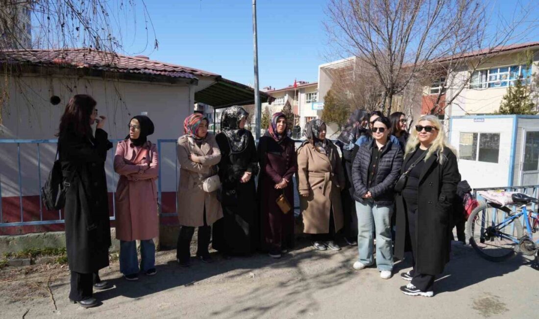 Iğdır’da bir ilkokulda sınıfa sonradan alınan öğrenci nedeniyle yaşandığı iddia