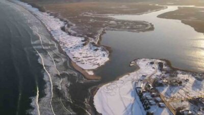 Kırklareli’nin Demirköy ilçesine bağlı İğneada beldesi, Balkanlar üzerinden gelen soğuk