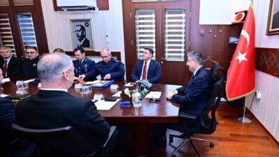Eskişehir’de İl Güvenlik ve Asayiş Koordinasyon Toplantısı Vali Erdinç Yılmaz