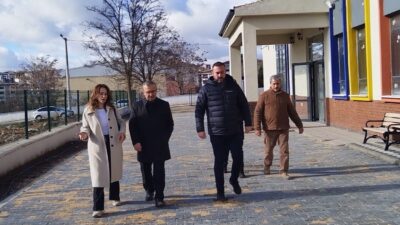 Eskişehir İl Millî Eğitim Müdürü Sinan Aydın, şehirde yapımı hızla