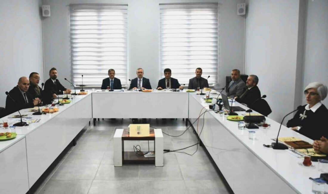 Eskişehir’de anadolu imam hatip liseleri ve imam hatip ortaokulu müdürlerinin