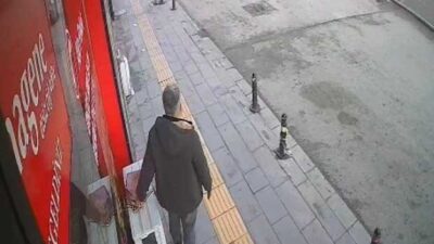 Karaman’da bankta unutulan çanta, cami imamı tarafından sahibi gelir düşüncesiyle