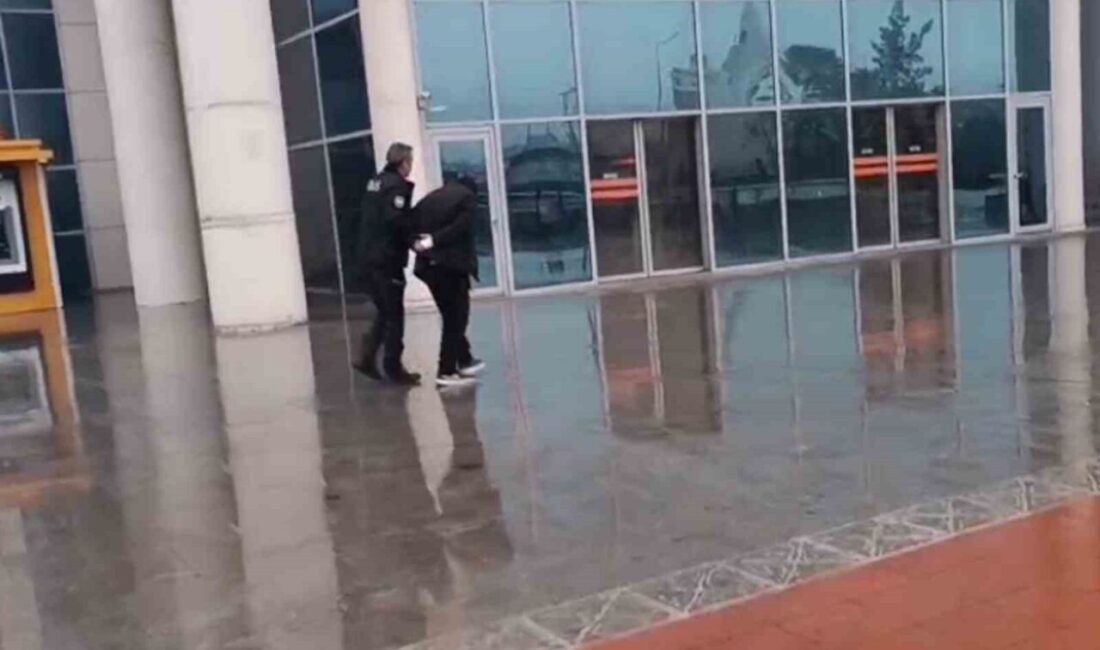 Hatay Emniyet Müdürlüğü ekiplerince aranan şahısların yakalanmasına yönelik yürütülen çalışmalar