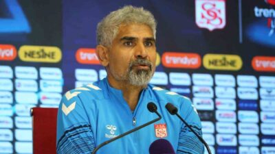 Özbelsan Sivasspor Teknik Direktörü İsmet Taşdemir, Sakaryaspor maçından galibiyetle ayrıldıkları