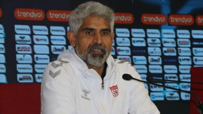 Van Spor FK maçından 1 puanla ayrılan Özbelsan Sivasspor’da Teknik