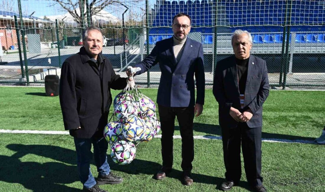 Isparta Belediyesi, kentte faaliyet gösteren amatör spor kulüplerine yönelik desteklerini