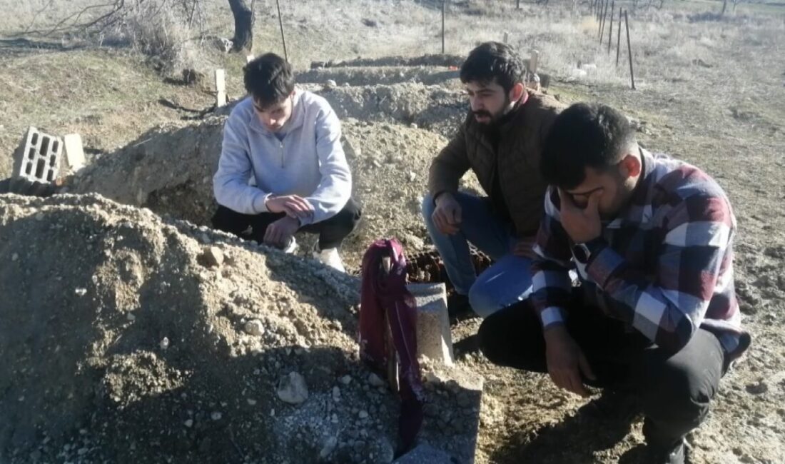 Van’ın Çaldıran ilçesinde 28 yaşındaki eşini darp ederek 16 bıçak