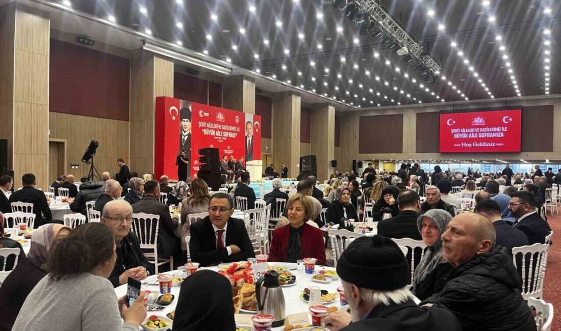 İstanbul Valisi Davut Gül, Ramazan ayının ilk iftar programında şehit