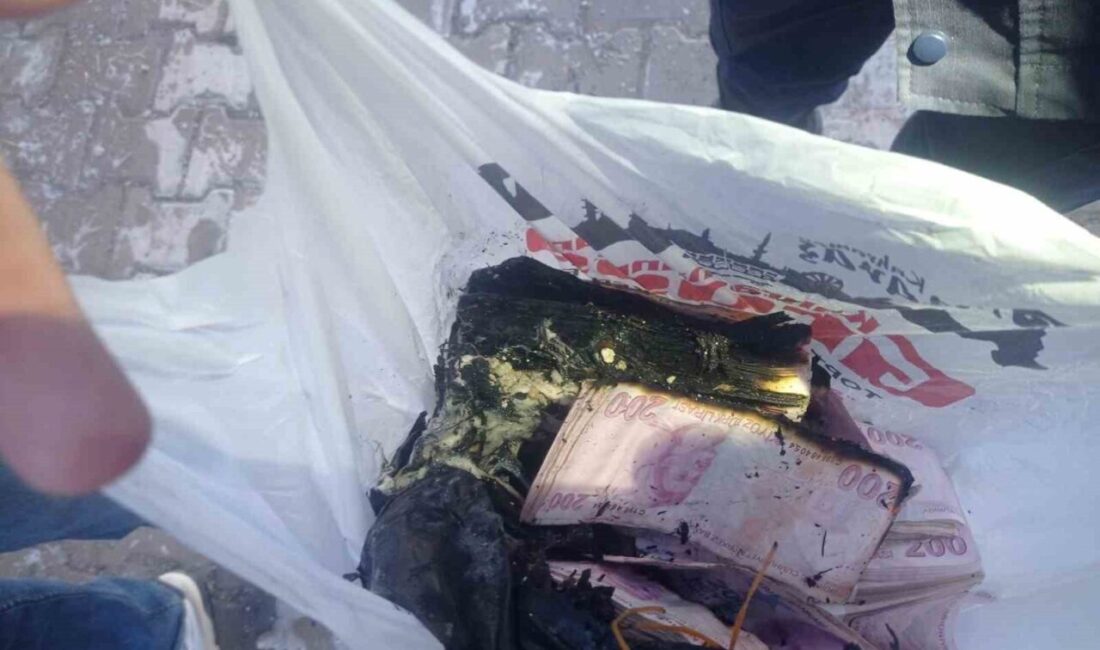 Kahramanmaraş’ın Onikişubat ilçesinde bir evde yangın çıktı. Yangına müdahale eden