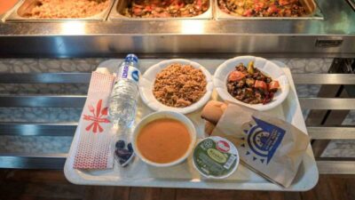 İzmir Büyükşehir Belediyesi, Ramazan ayında iftar dayanışmasını kentin dört bir