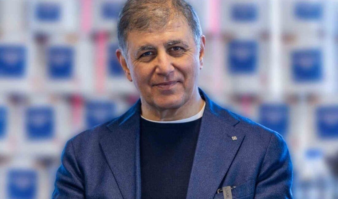 İzmir Büyükşehir Belediyesi, ramazan öncesi ihtiyaç sahibi emeklileri unutmadı. Alışveriş