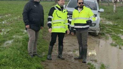 İzmir’in Tire ilçesinde meydana gelen sel felaketini yerinde inceleyen AK