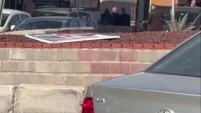 İzmir’in Karabağlar ilçesinde husumetlisi olduğu öğrenilen şahsın kapalı olan iş