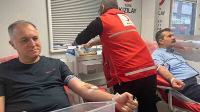 ÖNDER İmam Hatipliler Derneği ve Türk Kızılay iş birliğiyle düzenlenen