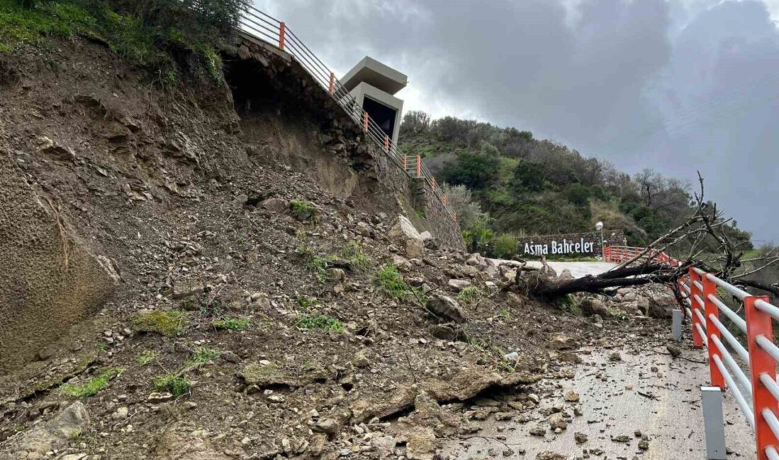 İzmir genelinde etkisini sürdüren şiddetli sağanak yağış, Narlıdere ilçesinde toprak
