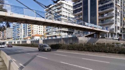 İzmir Büyükşehir Belediyesi, şehitlerin isimlerini kent hafızasında yaşatma geleneğini sürdürüyor.