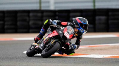 genç milli motosiklet sporcusu Uzay Alp Urcan, eski Çekyalı grand