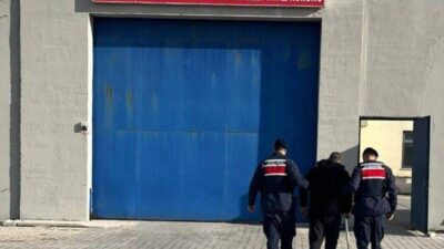 Afyonkarahisar’da farklı suçlardan 46 yıl 6 ay hapis cezasıyla aranan