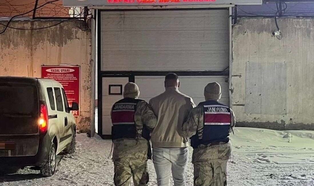 Erzurum İl Jandarma Komutanlığı’na bağlı ekipler, yaptıkları operasyonlarda 89 şahsı