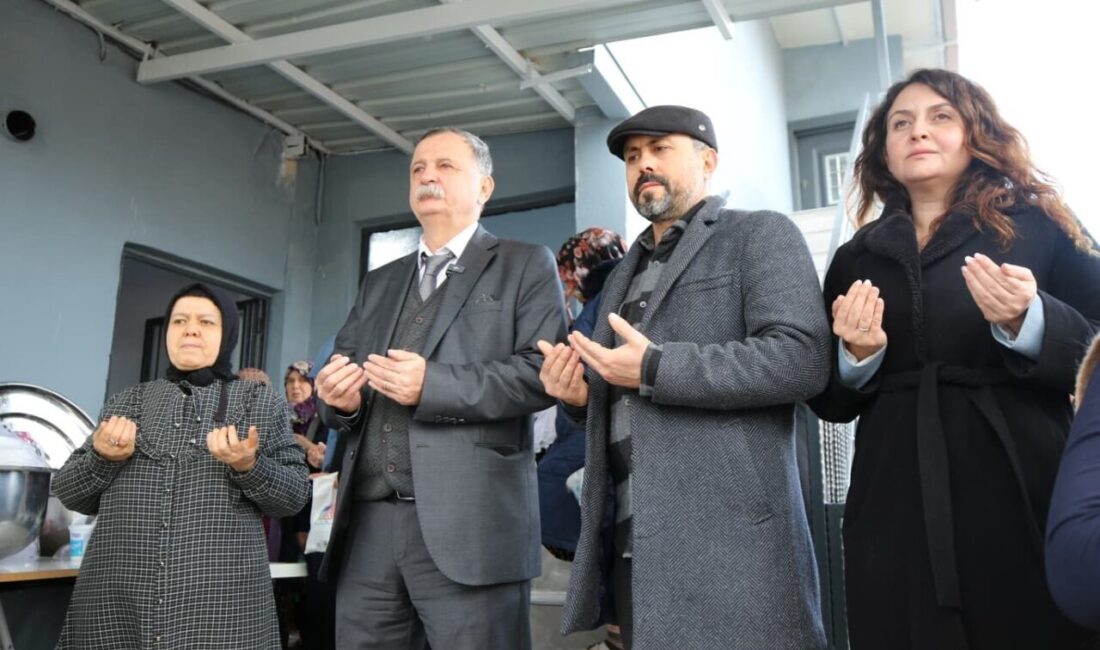 Yunusemre Belediye Başkanı Semih Balaban, Seyitli Mahallesi’nde atıl durumdaki iki