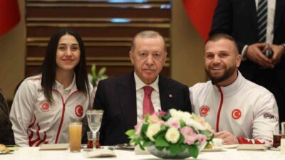 Beştepe Millet Sergi Salonu’nda düzenlenen iftar programında Cumhurbaşkanı Recep Tayyip