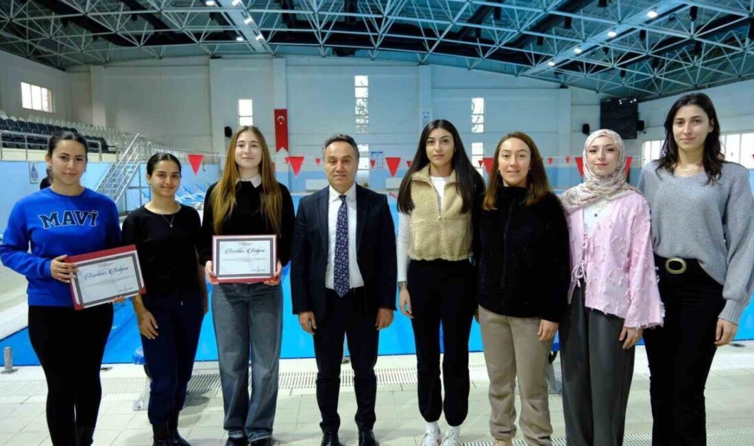 Tokat Gaziosmanpaşa Üniversitesi (TOGÜ) yüzme havuzunda yaşanan suda zorlanma olayı,