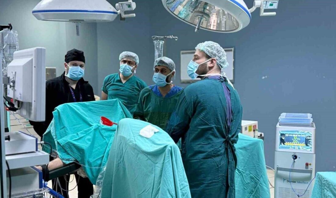 Adıyaman’ın Kahta Devlet Hastanesi Üroloji Kliniği’nde pulsed Ho:YAG lazer teknolojisi