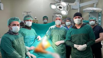 Yozgat’ın Akdağmadeni ilçesinde 91 yaşında kalçası kırılan hasta, yapılan ameliyat