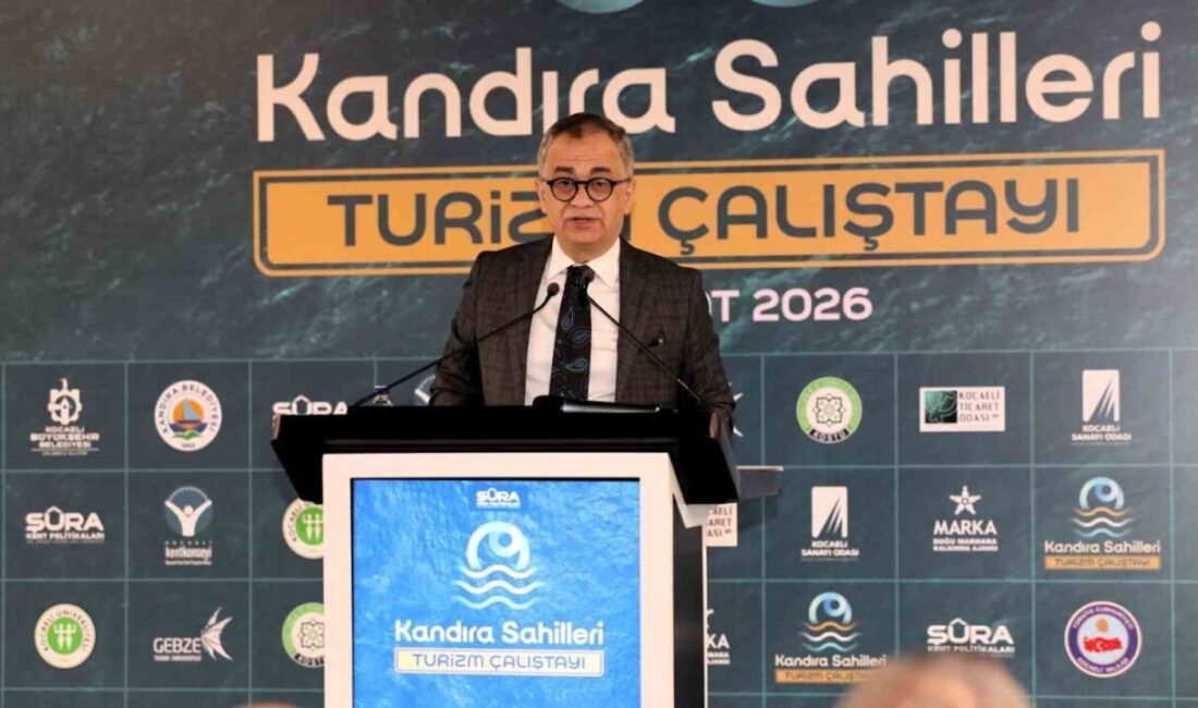 Kocaeli Büyükşehir Belediyesi tarafından düzenlenen “Kandıra Sahilleri Turizm Çalıştayı”nda bir