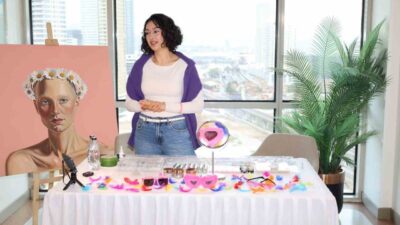 İzmir’de 2023 yılında meme kanseri teşhisi almış ve bu süreçte