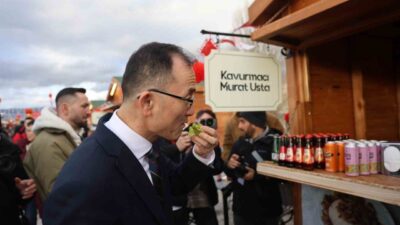 Kapadokya’da, Çin Takvimi’ne göre 2026’nın “At Yılı” olması dolayısıyla çeşitli