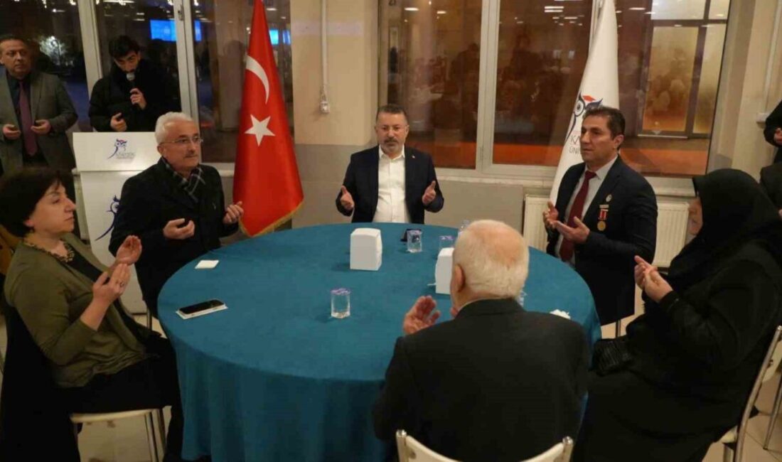 Karabük Üniversitesi (KBÜ), Ramazan ayı kapsamında düzenlediği şehitleri anma iftar