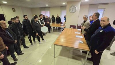 Karabük’te Ramazan ayında mahallelerde görev yapacak 55 davulcuya yaka kartları