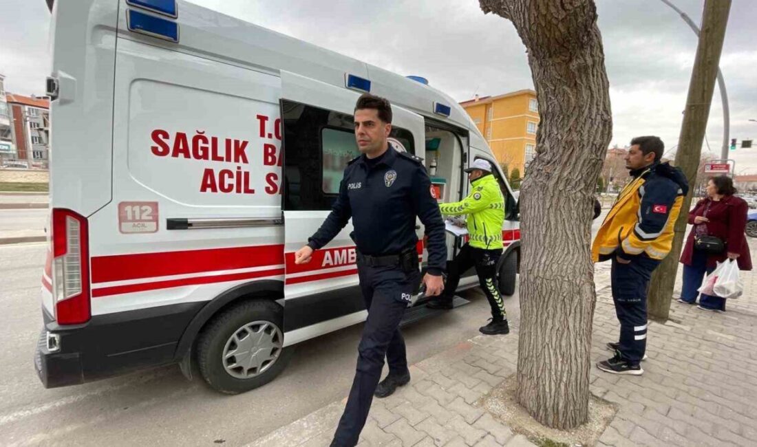 Karaman’da meydana gelen kazada ciple çarpışan motosikletin sürücüsü yaralandı. Kaza,