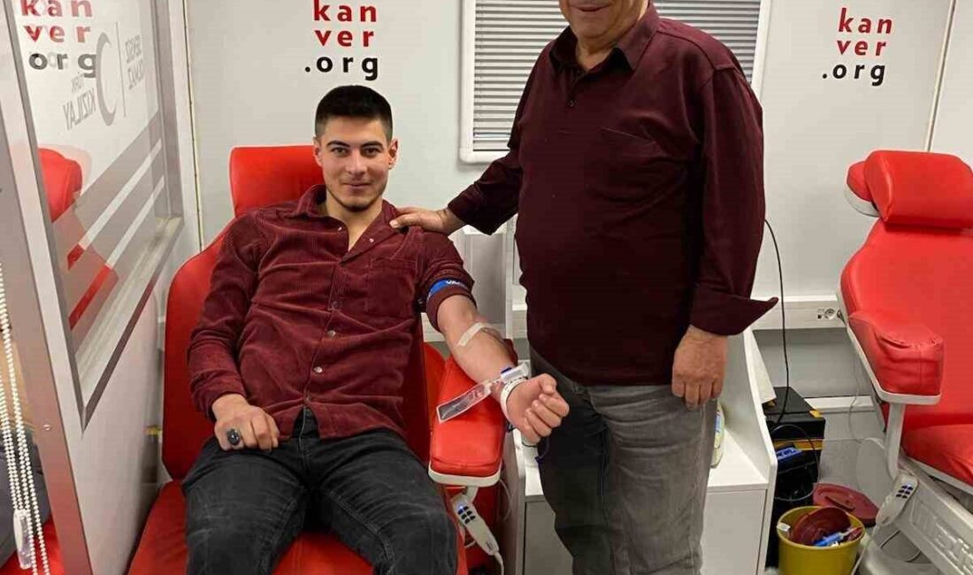 Konya’nın Karapınar ilçesinde Kızılay tarafından düzenlenen kan bağışı kampanyasında 5
