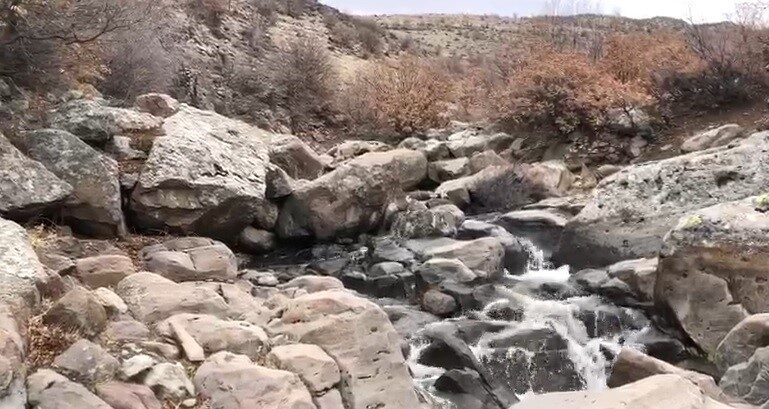 Konya’nın Karapınar ilçesinde son bir aydır etkili olan kar yağışları,